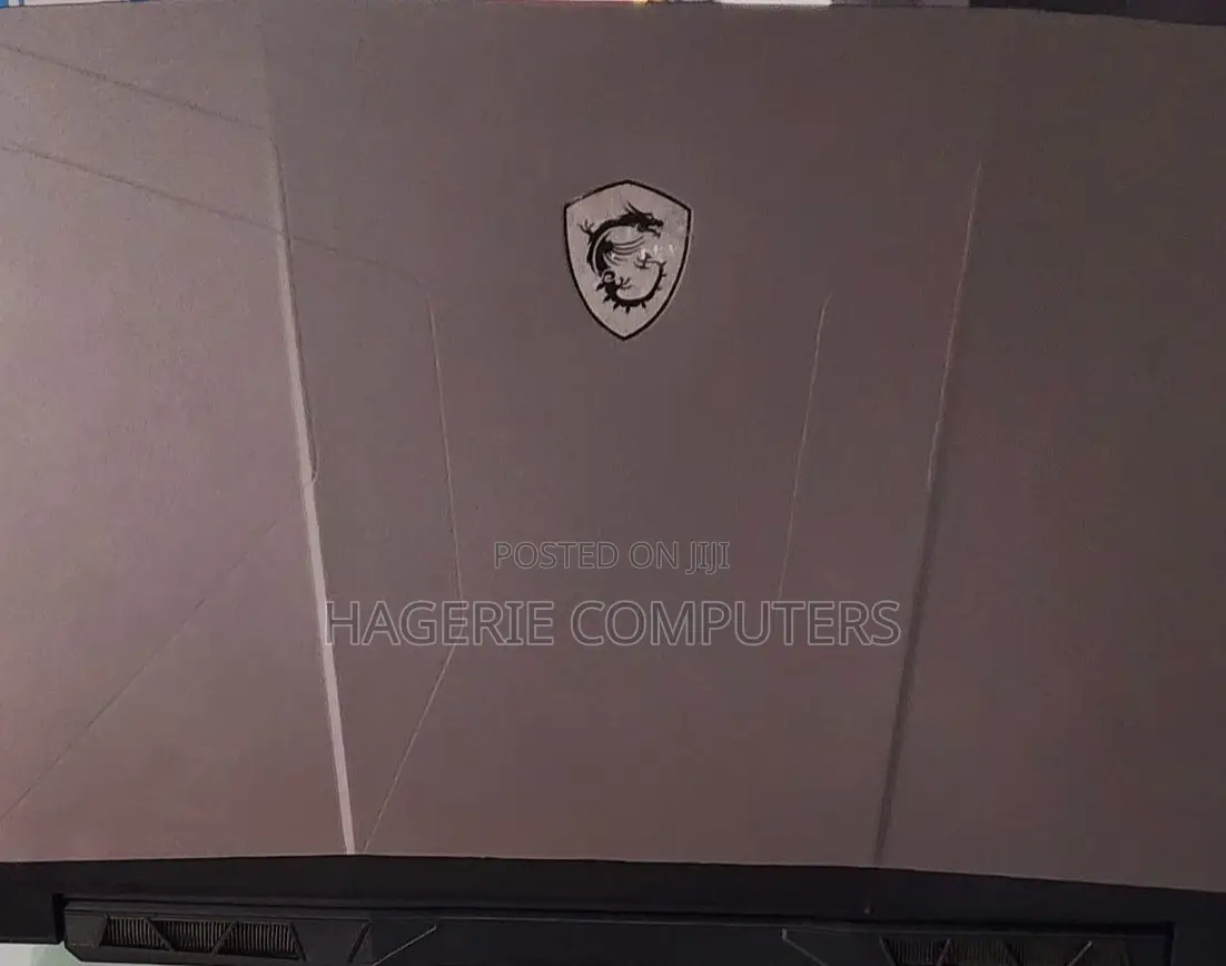 New Laptop MSI 16GB Intel Core i5 SSD 512GB