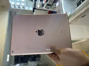 Apple iPad 9.7 32 GB