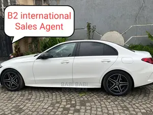 New Mercedes-Benz C200 2022 White