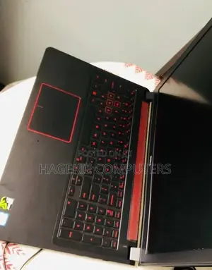 New Laptop Dell Inspiron 15 3558 8GB Intel Core I5 SSD 512GB