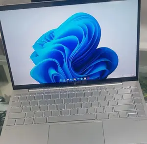 New Laptop HP Envy X360 13z 8GB Intel Core I5 SSD 512GB