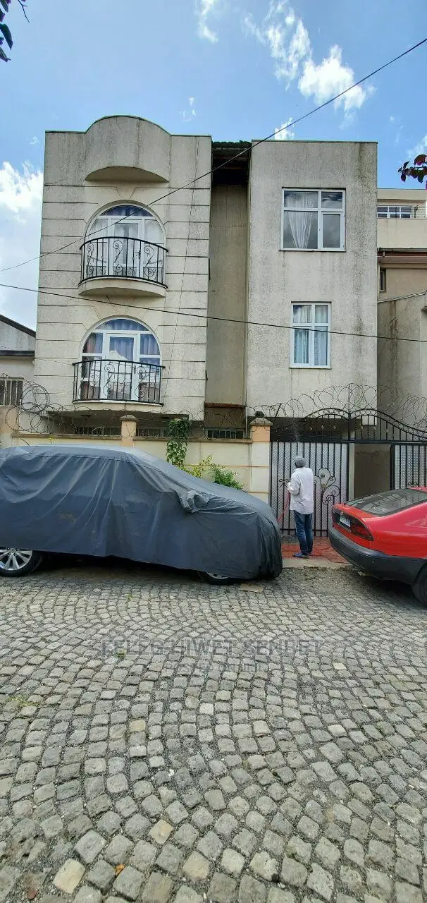 Furnished 7bdrm House in አአ, Bole for rent