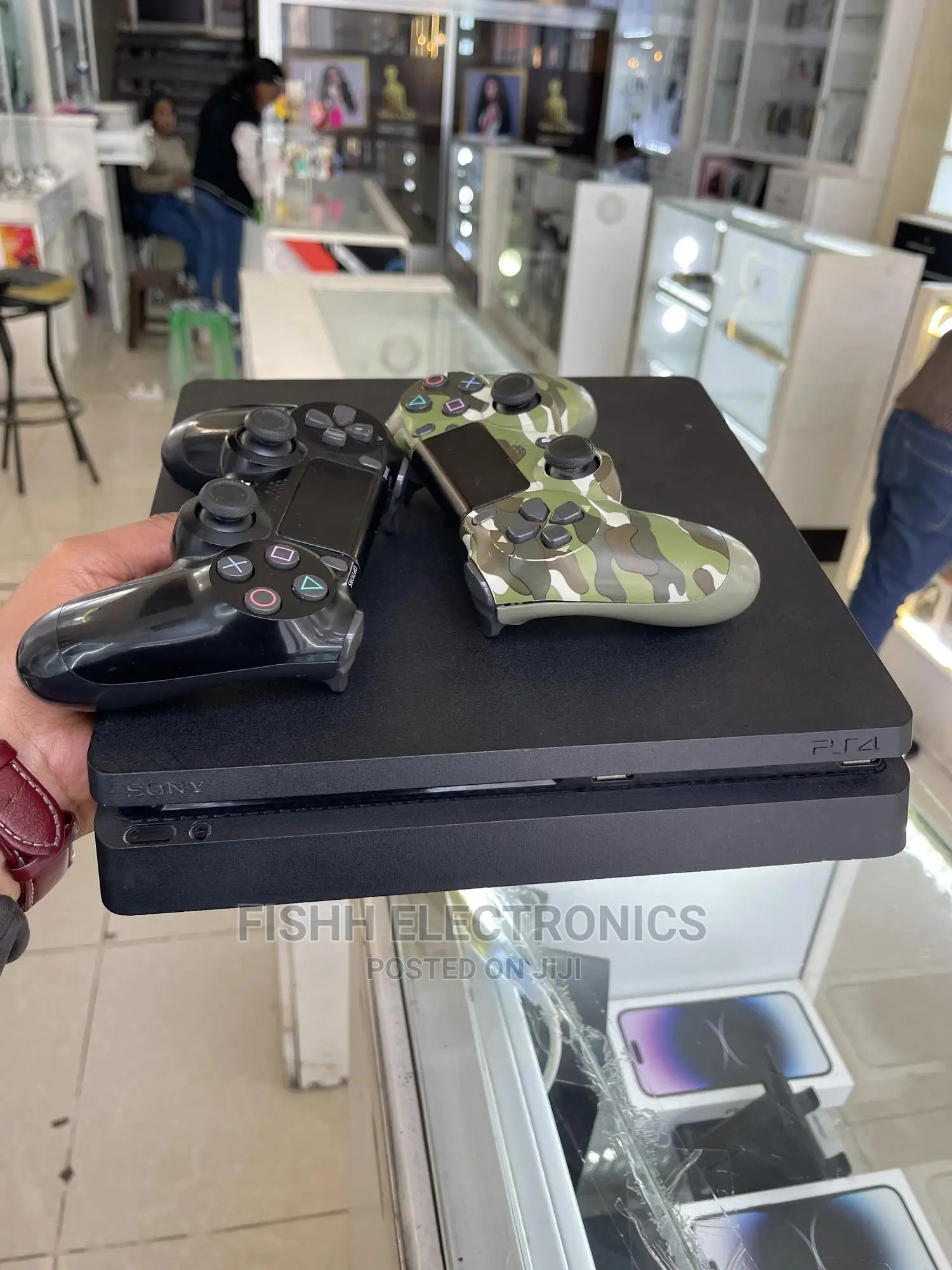 Playstation 4 Slim