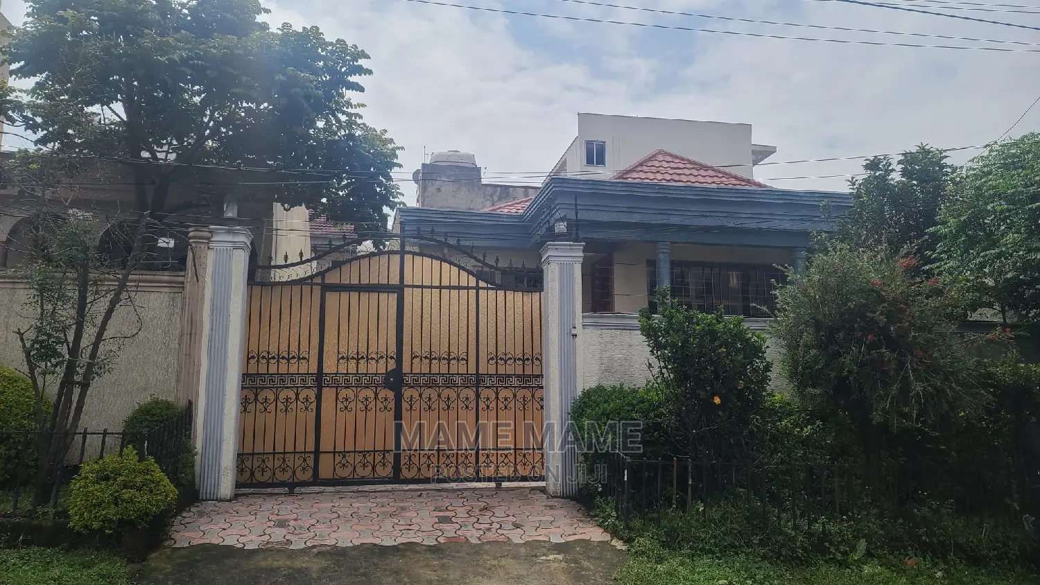 3bdrm Villa in Addis Abeba, Bole for sale