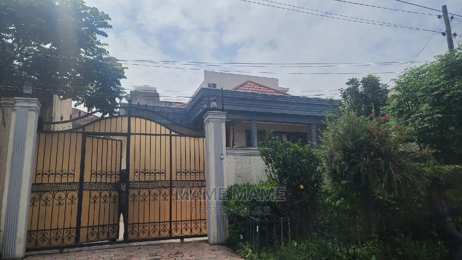 3bdrm Villa in Addis Abeba, Bole for sale