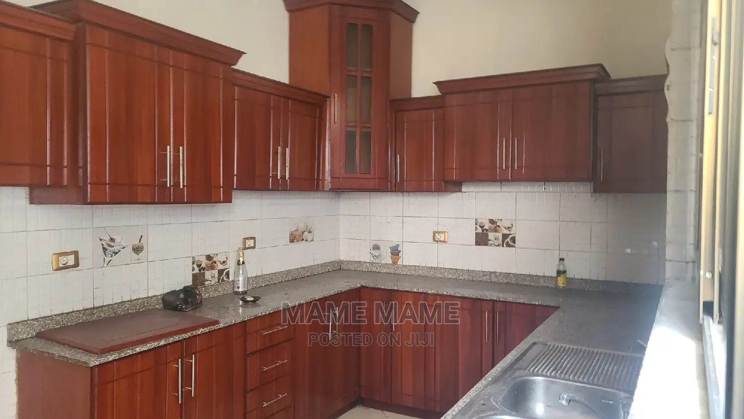 3bdrm Villa in Addis Abeba, Bole for sale