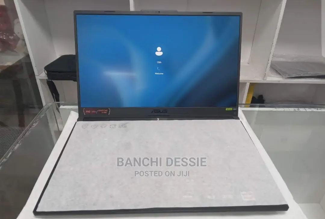 New Laptop Asus 16GB AMD Ryzen 7 SSD 1T