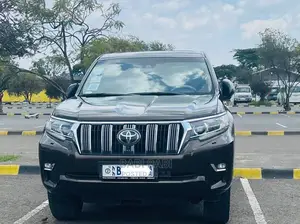 Toyota Land Cruiser Prado 2019 Matt Black