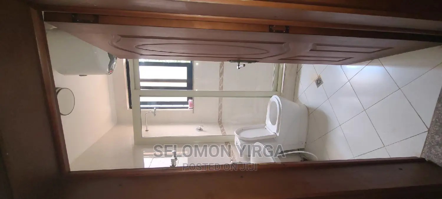 Furnished 6bdrm House in አድስ አበባ, Kirkos for rent