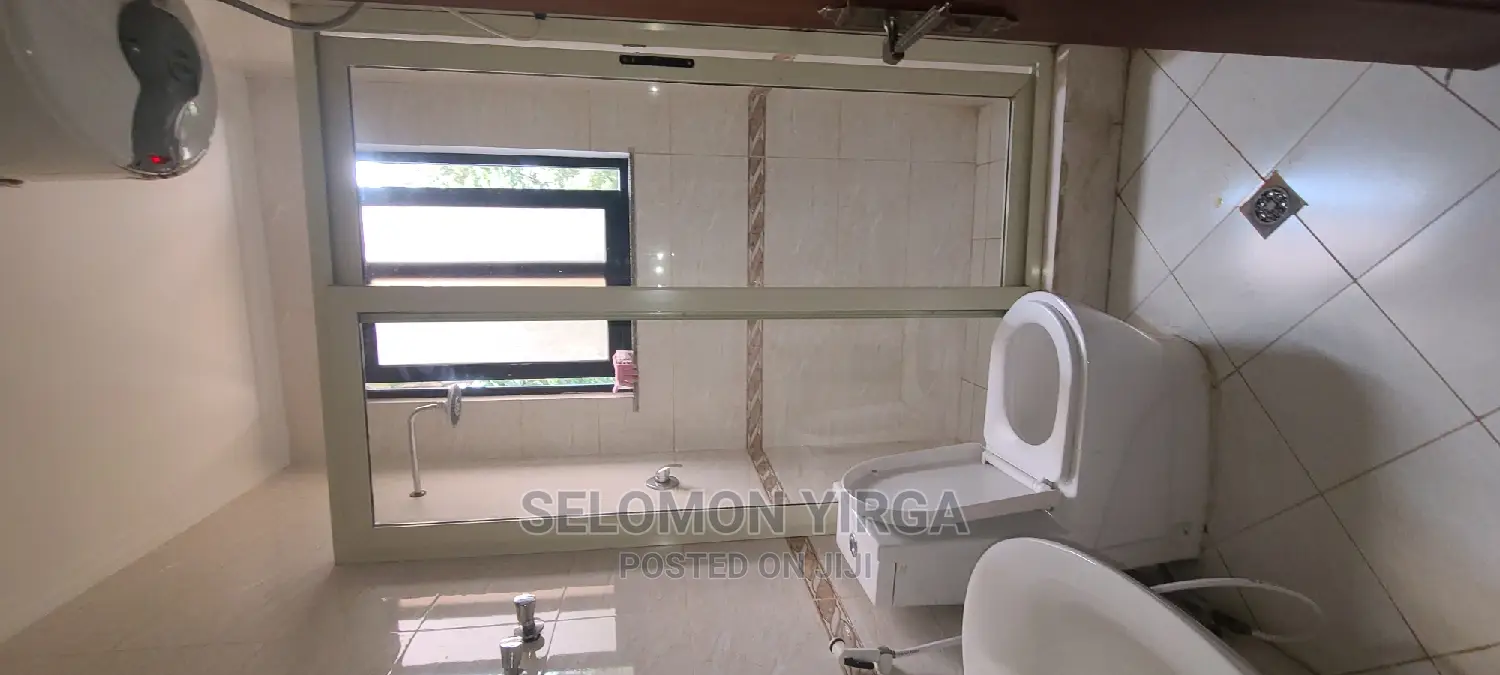 Furnished 6bdrm House in አድስ አበባ, Kirkos for rent