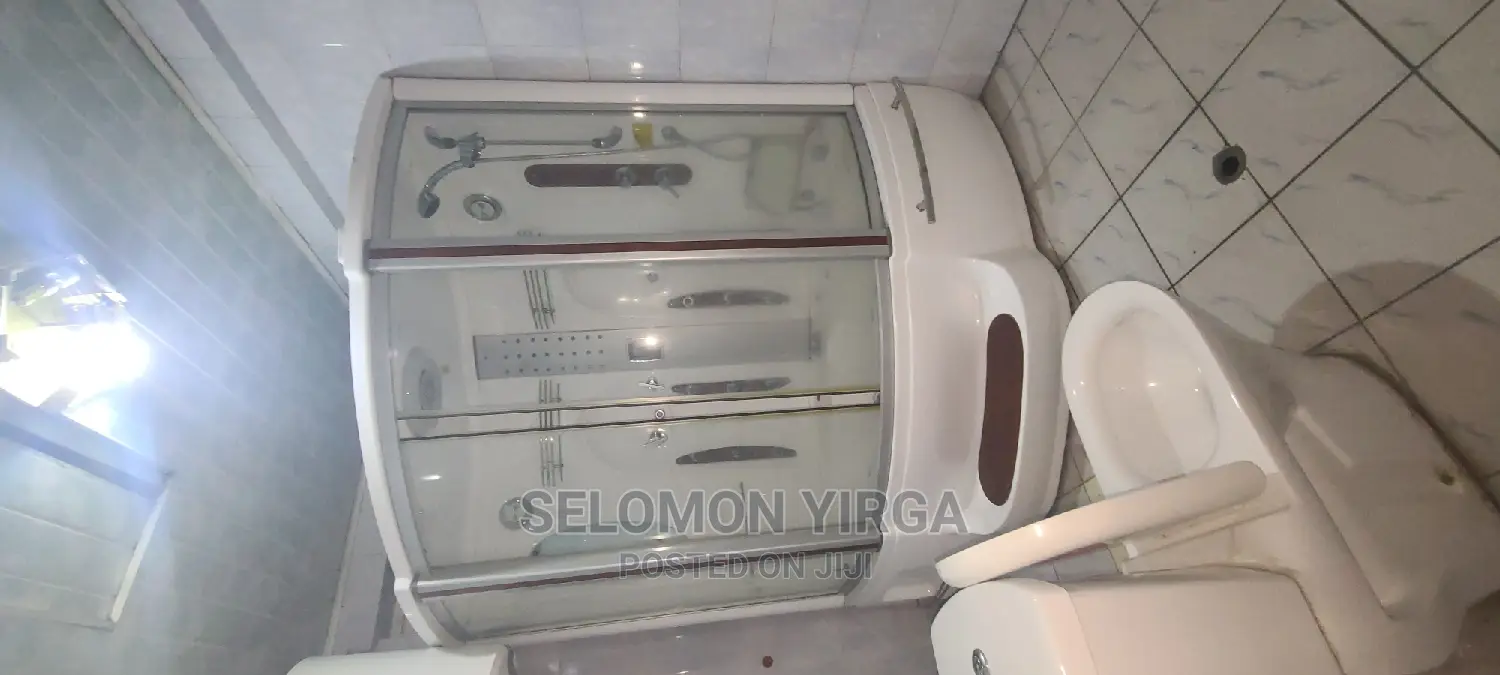 Furnished 6bdrm House in አድስ አበባ, Bole for rent