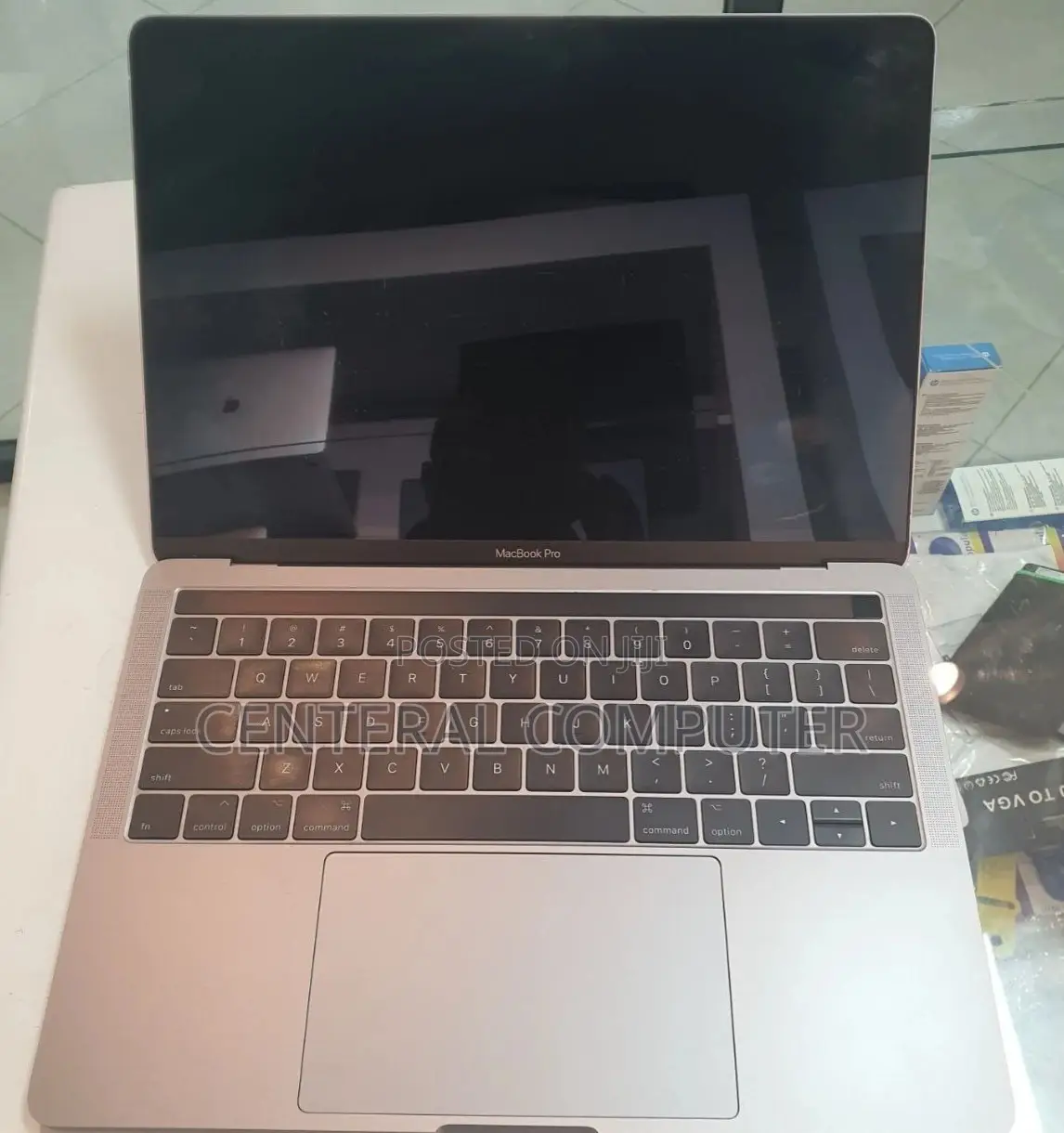 New Laptop Apple MacBook Pro 2016 256GB Intel Core I5 SSD 256GB