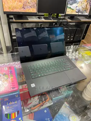 New Laptop HP Pavilion 15 16GB Intel Core I7 SSD 512GB