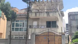 5bdrm House in Addis Abeba, Bole for sale