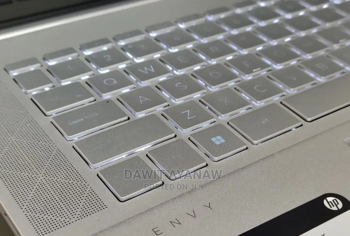 New Laptop HP Envy 15 16GB Intel Core I7 SSD 512GB