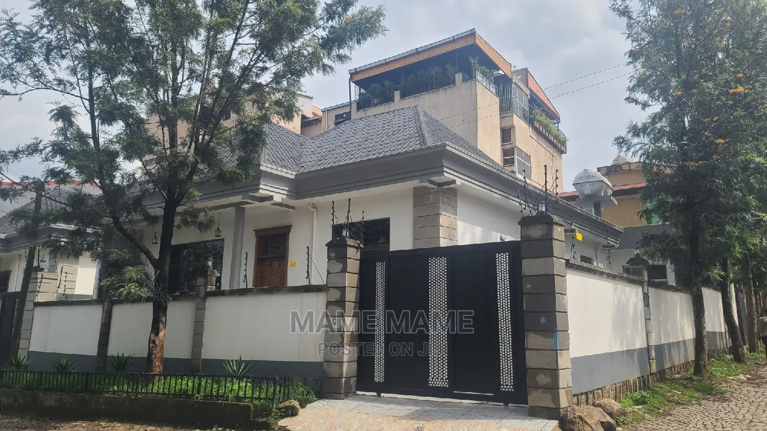 3bdrm Villa in Addis Abeba, Nifas Silk-Lafto for sale