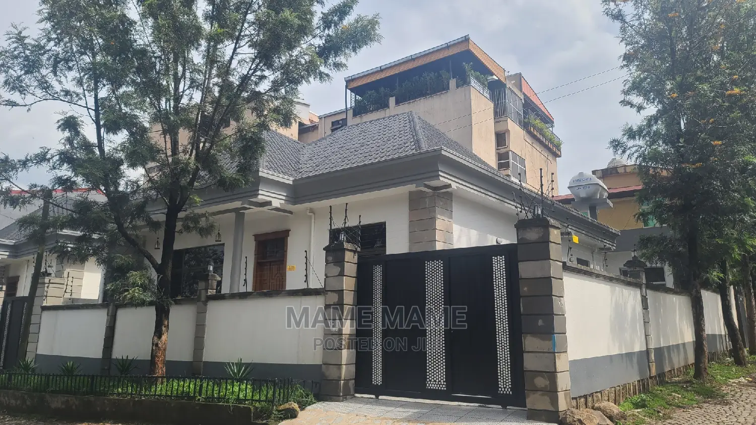3bdrm Villa in Addis Abeba, Nifas Silk-Lafto for sale