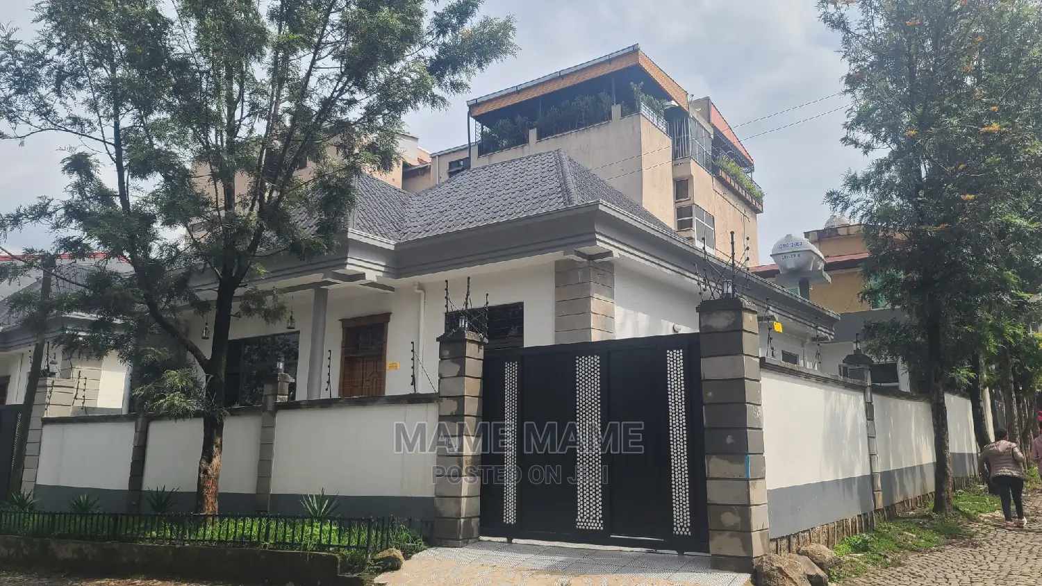 3bdrm Villa in Addis Abeba, Nifas Silk-Lafto for sale