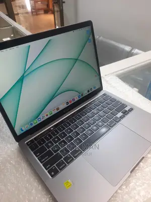 New Laptop Apple MacBook Pro M1 8GB Apple M1 Pro SSD 256GB