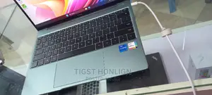New Laptop Huawei MateBook 13 WRT-W19E 16GB Intel Core I7 SSD 512GB
