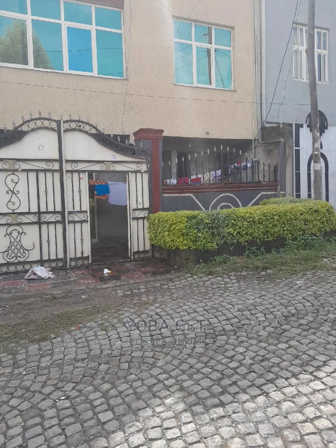 Furnished 6bdrm House in Akaky Kaliti for sale