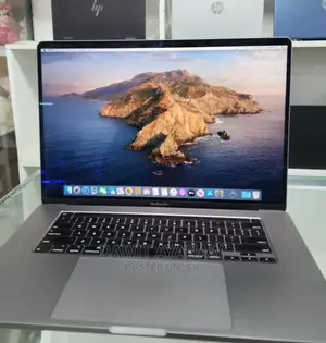 New Laptop Apple MacBook Pro 2017 16GB Intel Core I7 SSD 512GB