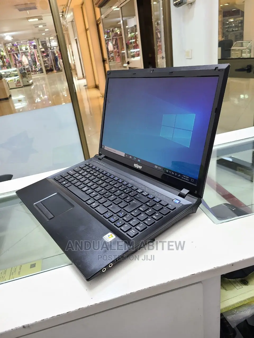New Laptop Casper Excalibur 4GB Intel Core I3 SSHD (Hybrid) 256GB