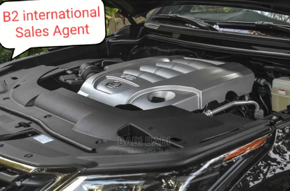 Lexus LX 2021 White