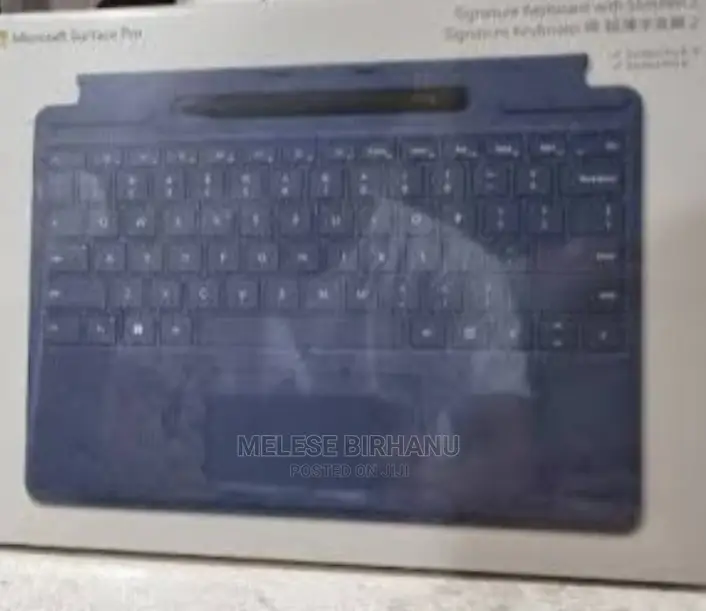 New Laptop Microsoft Surface 16GB Intel Core I7 SSD 256GB