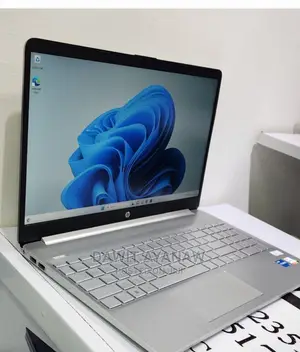 New Laptop HP Pavilion 15 8GB Intel Core I5 SSD 512GB