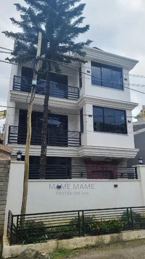 8bdrm House in Addis Abeba, Bole for sale