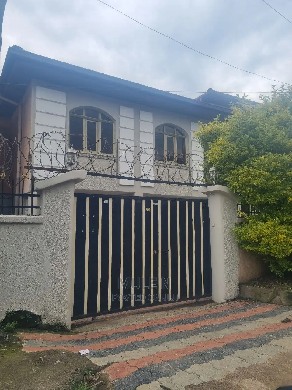 Furnished 5bdrm House in Figga, Bole for sale