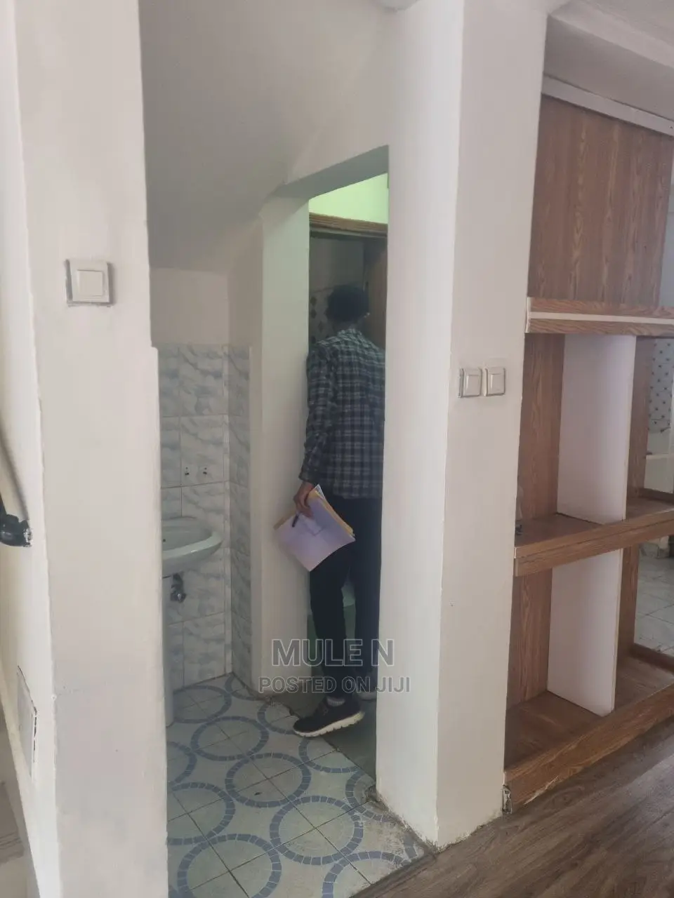 Furnished 5bdrm House in Figga, Bole for sale