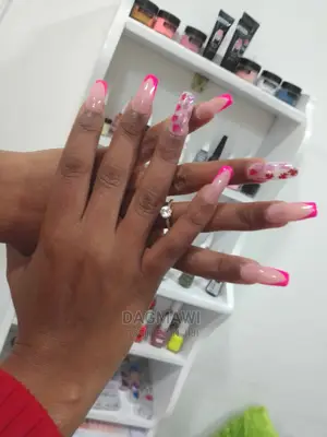 Makeup, Nail and Spa Serivice