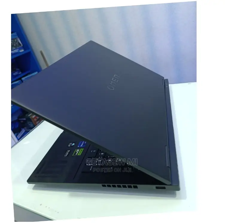 New Laptop HP Omen 15 16GB Intel Core I9 SSD 1T