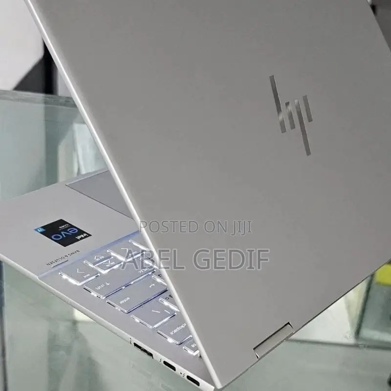 New Laptop HP Envy X360 8GB Intel Core I7 SSD 512GB