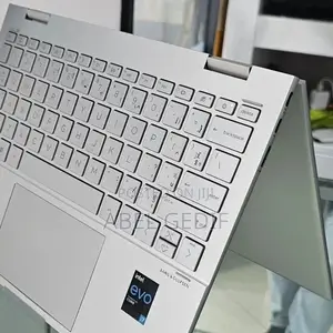 New Laptop HP Envy X360 8GB Intel Core I7 SSD 512GB