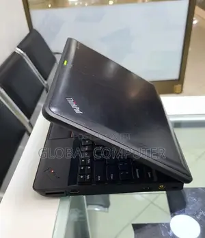 New Laptop Lenovo ThinkPad X131e 4GB Intel Core 2 Quad HDD 500GB