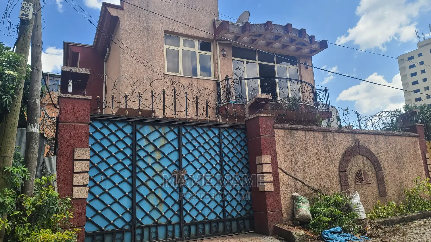 10bdrm House in Addis Abeba, Bole for rent