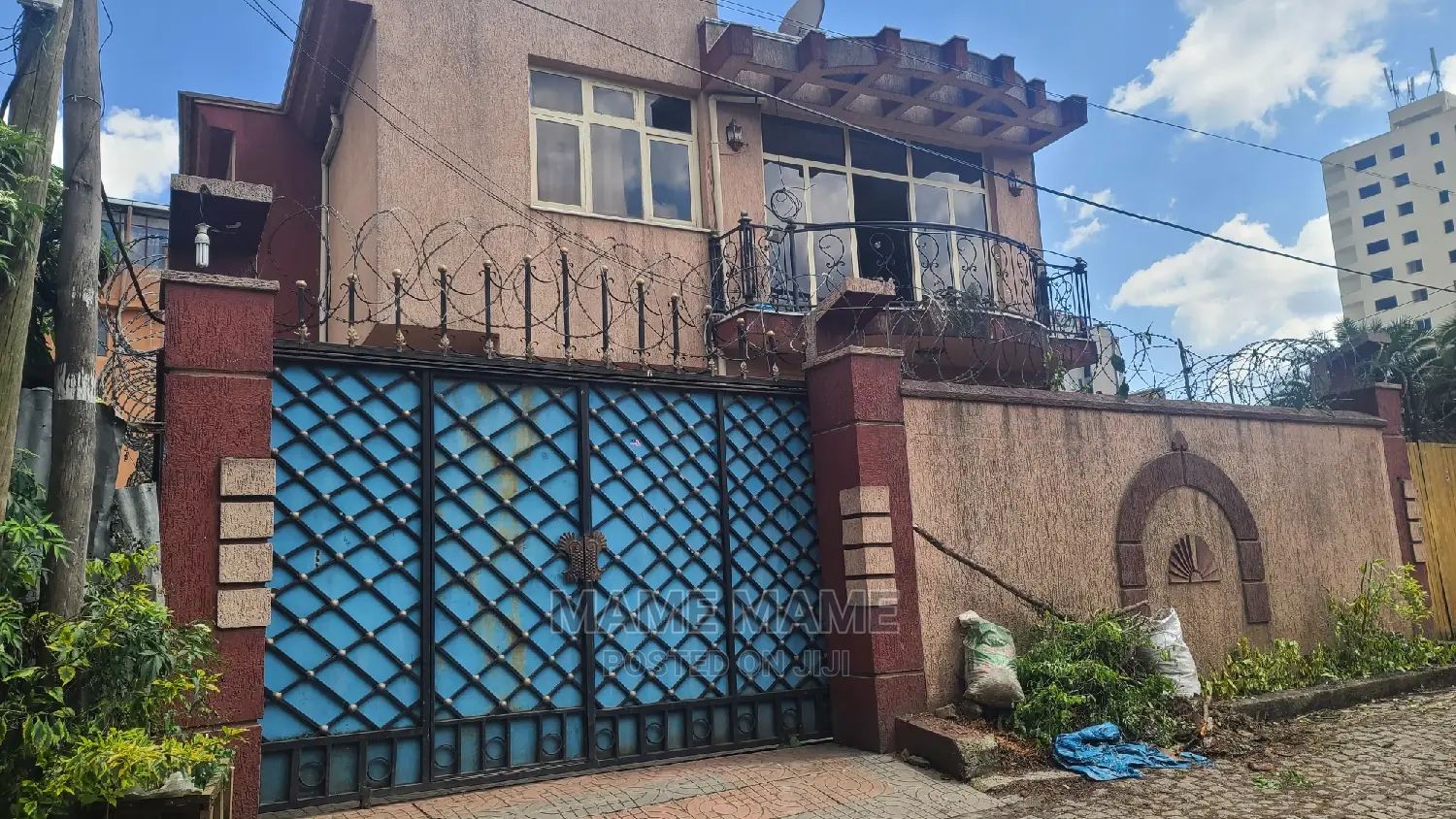 10bdrm House in Addis Abeba, Bole for rent