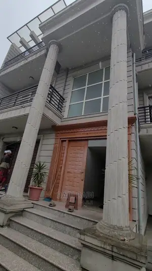8bdrm House in Lafto Site for sale