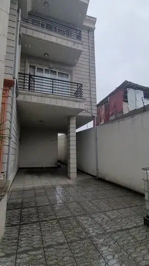 8bdrm House in Lafto Site for sale
