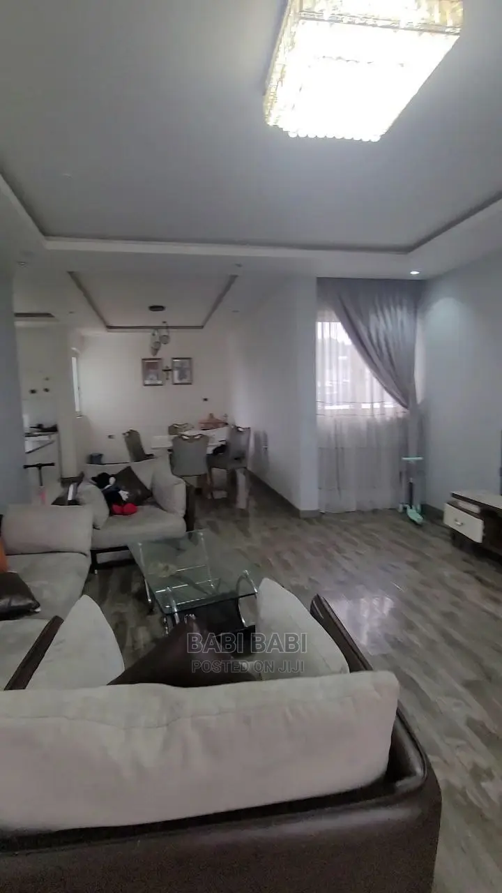 8bdrm House in Lafto Site for sale
