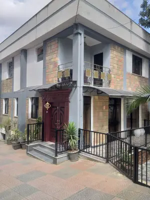 8bdrm House in Bsrate Gebreal, Nifas Silk-Lafto for sale