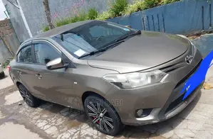 Toyota Yaris 2014 Gray