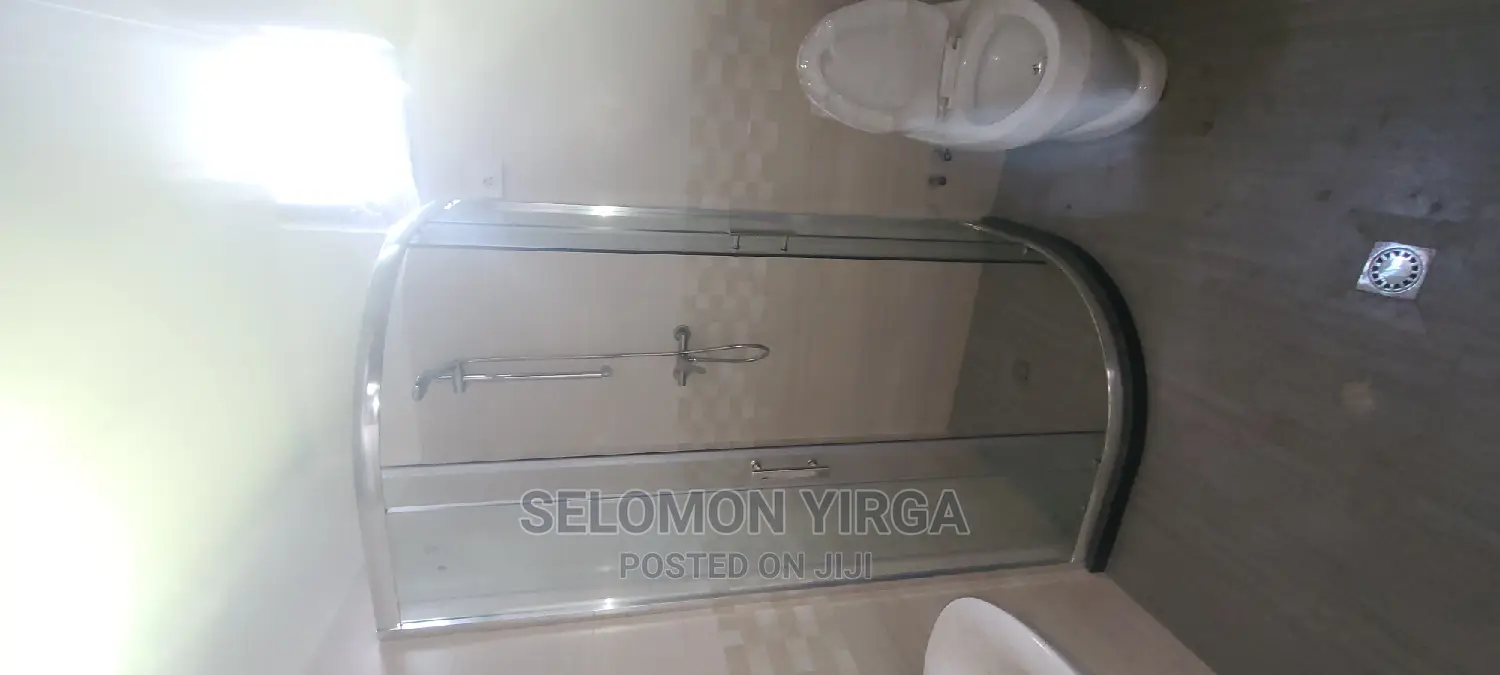 3bdrm Apartment in አድስ አበባ, Bole for sale