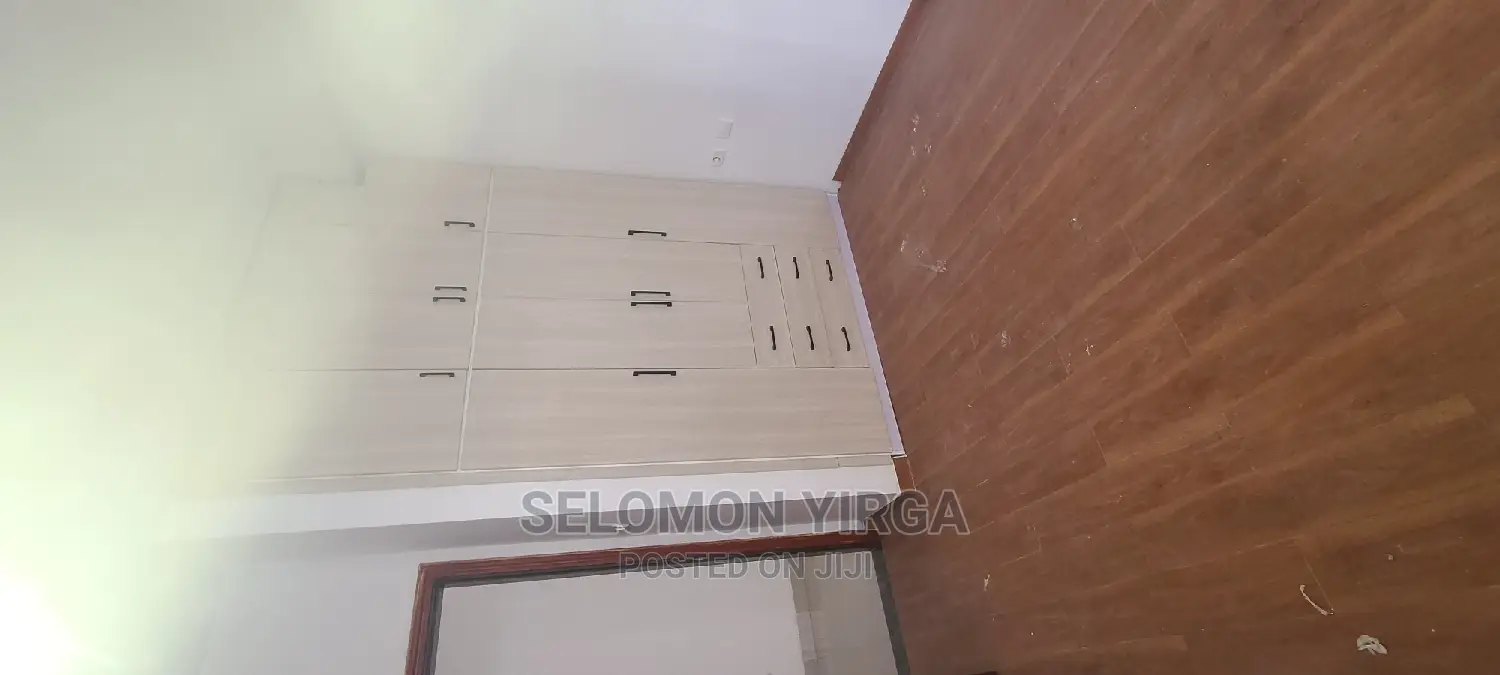 3bdrm Apartment in አድስ አበባ, Bole for sale