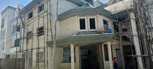 8bdrm House in Ayat, Yeka for sale