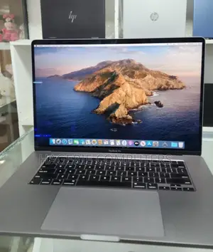 New Laptop Apple MacBook Pro 2017 16GB Intel Core I7 SSD 512GB