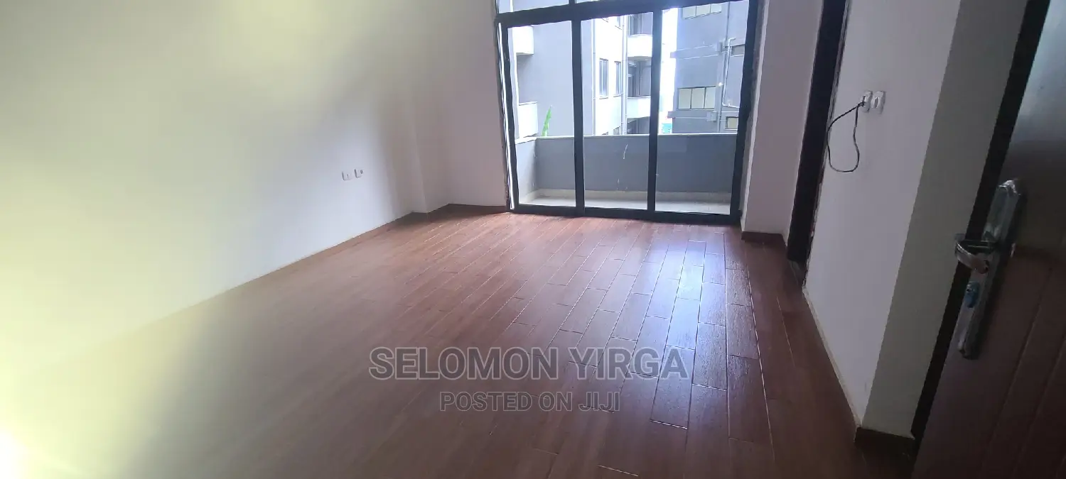 3bdrm Apartment in አድስ አበባ, Bole for sale